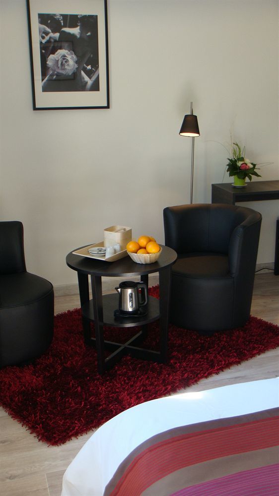 Cote Hotel Legny Екстер'єр фото